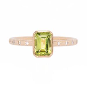 1ct Peridot Ring in Solid 14K Gold with Natural Diamond Accents